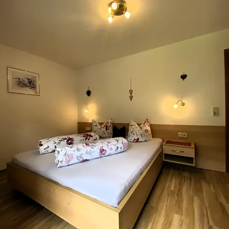 Haus Reiterer Apartman *
